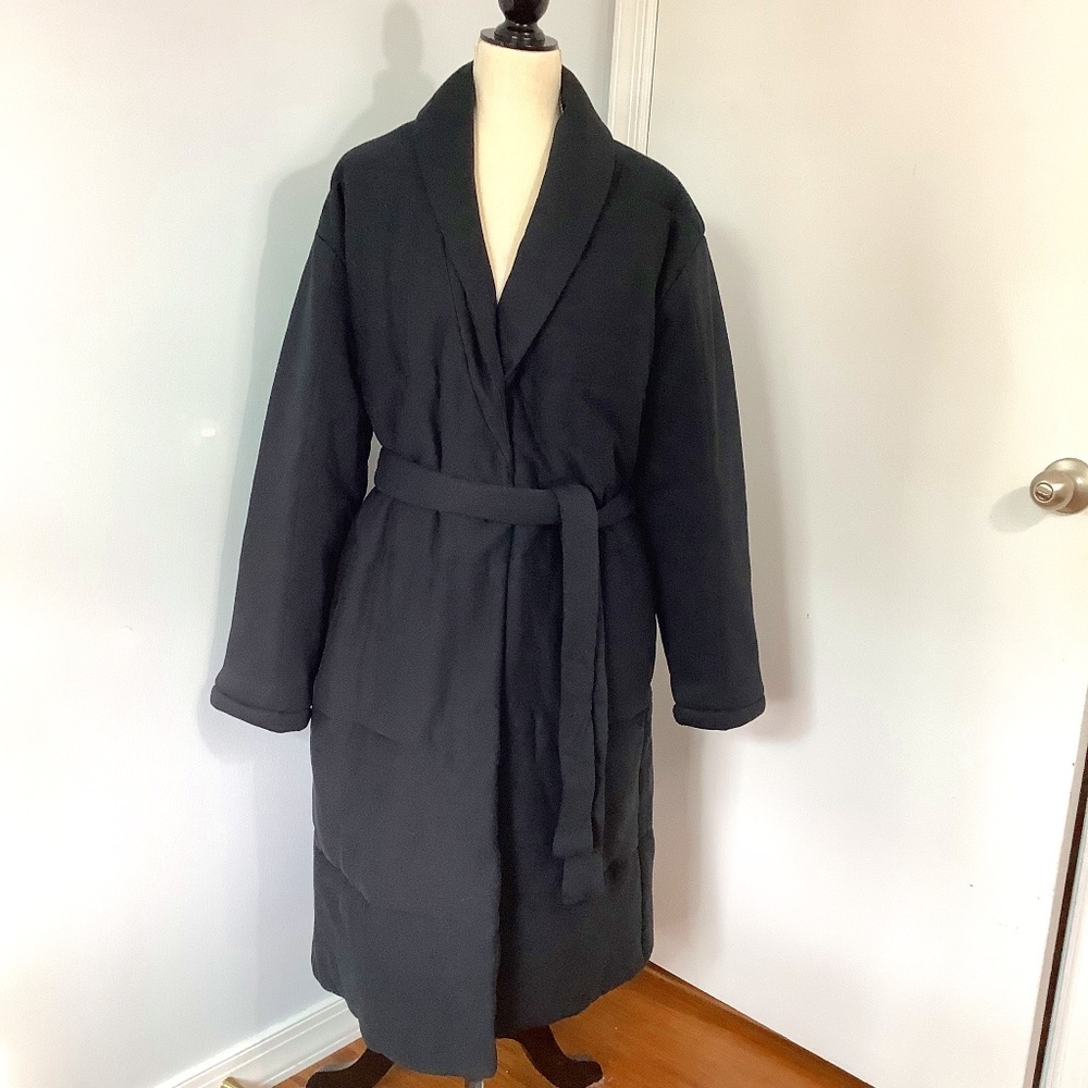 NWT AMAZON ESSENTIALS WOMAN SIZE LARGE BLACK LONG RELAXED QUILTED COAT